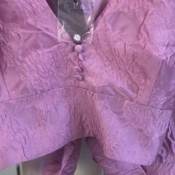 NWT Bardot Blouse Puff Sleeve V-Neck Tie back Size 6 Small - Picture 3 of 16